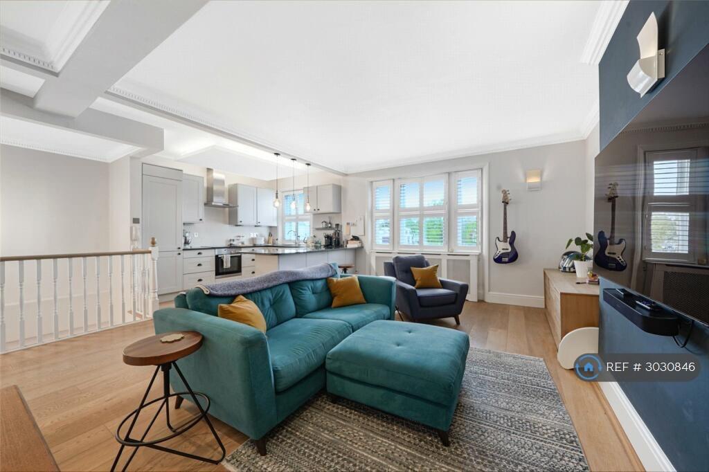 Apartment in London - View 2