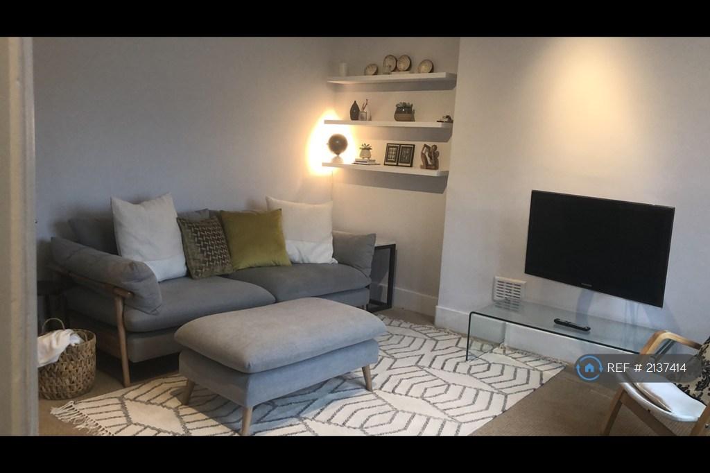 Apartment in London - View 2