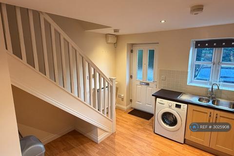 2 bedroom terraced house to rent, Chapel St, Leicester, LE2
