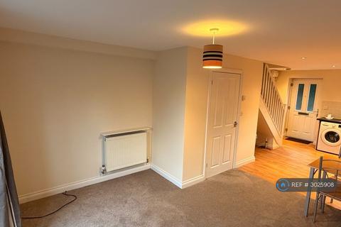 2 bedroom terraced house to rent, Chapel St, Leicester, LE2