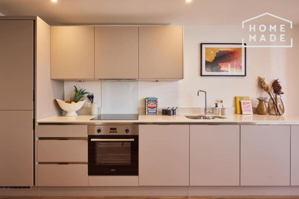 Apartment in London - View 4