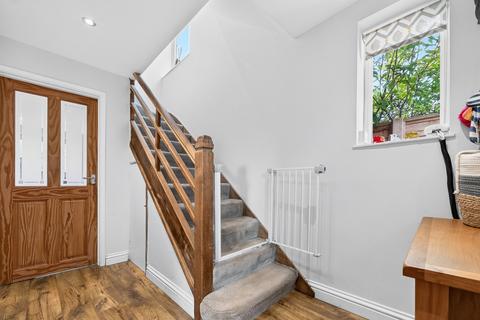 undefined, Middlemead Road, Leatherhead, KT23