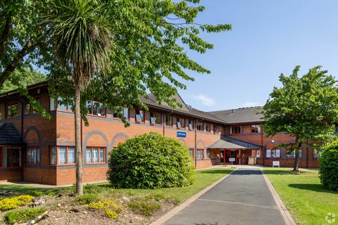 Office to rent, Two Woods Ln Brierley Hill DY5 1TA