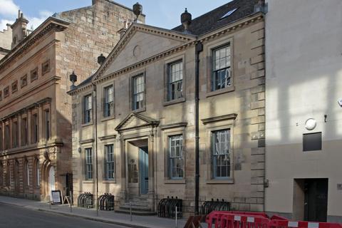 Office to rent, 42 Miller St Glasgow G1 1UT