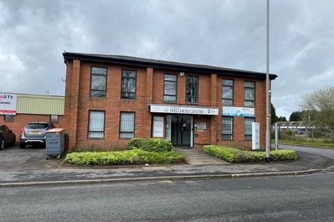 Warehouse to rent, Heath Mill Rd Wombourne WV5 8AP