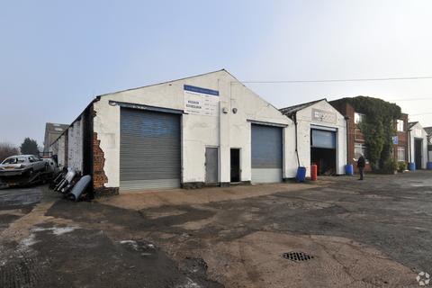 Warehouse to rent, Hayes Ln Stourbridge DY9 8QX
