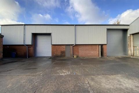 Warehouse to rent, 10 Station Rd Wolverhampton WV10 7DB