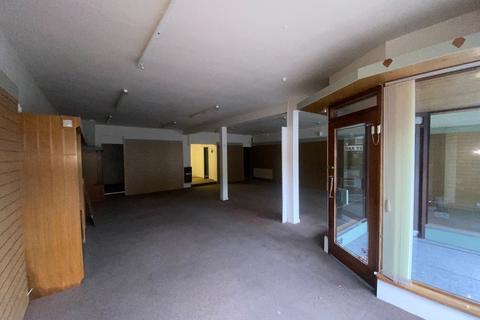 Retail property (high street) to rent, 8 Bradford St Shifnal TF11 8AT