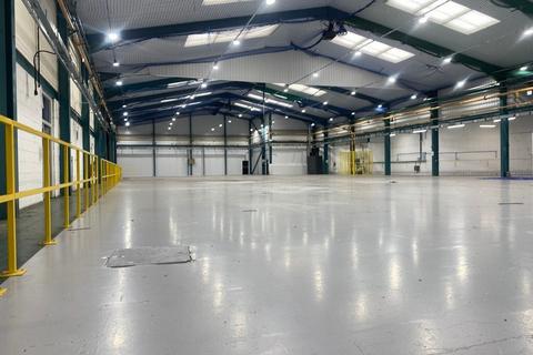 Industrial unit to rent, Dudley Rd Halesowen B63 3NR