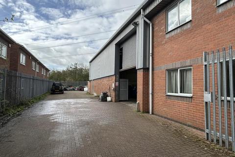 Warehouse to rent, Hanbury Rd Stoke Prior B60 4AD