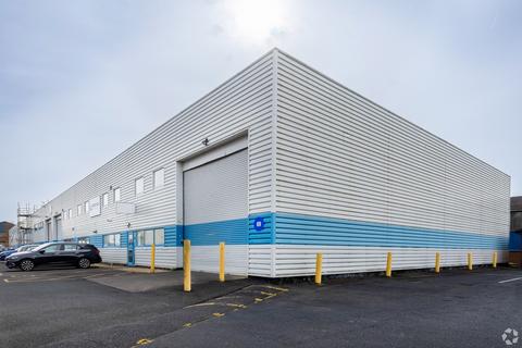 Warehouse to rent, Third Ave Kingswinford DY6 7PP
