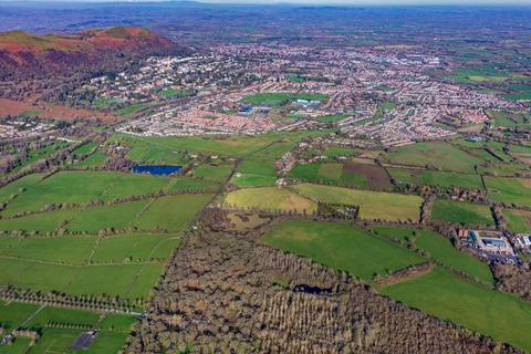 Research & development facility to rent, Blackmore Park Rd Malvern WR14 3LF