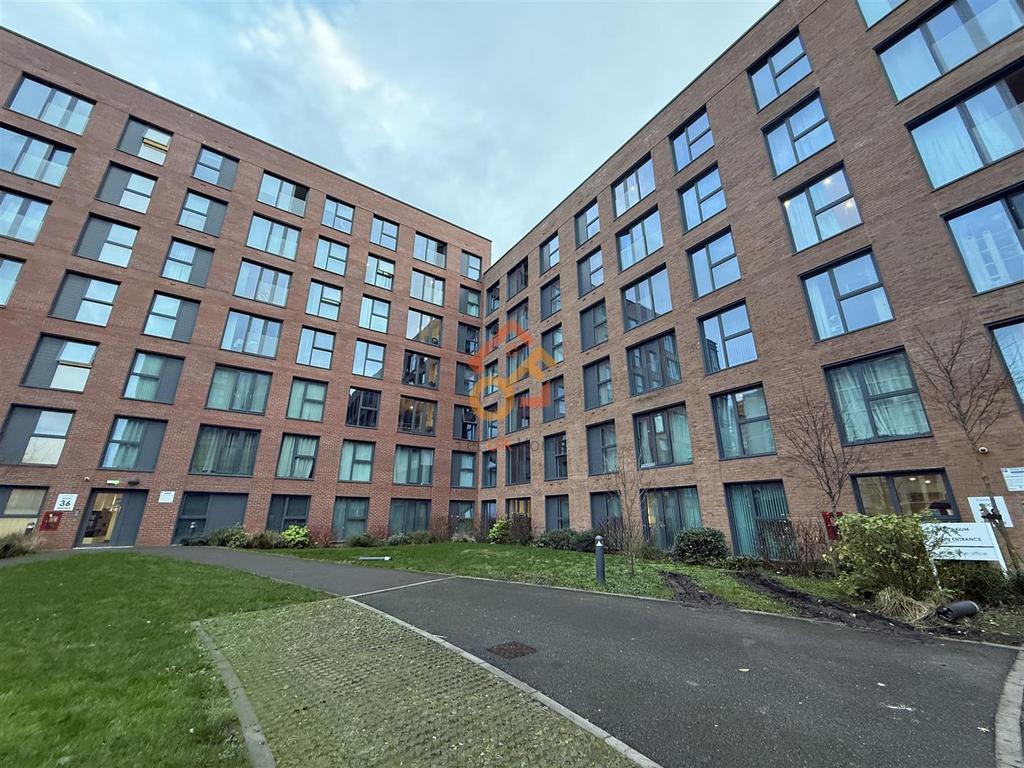 Apartment in Birmingham, Windmill Hill/ The Axium Apartments, Digbeth - View 2
