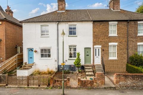 2 bedroom terraced house for sale, Addison Road, Guildford