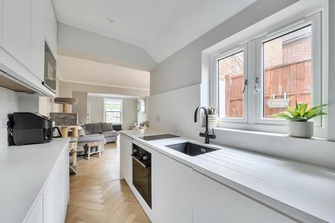 2 bedroom terraced house for sale, Addison Road, Guildford