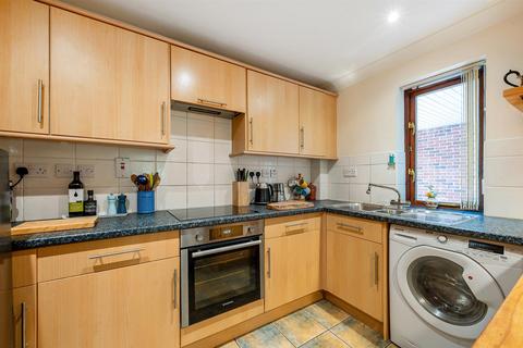 2 bedroom maisonette for sale, St. Mary Bourne, Andover