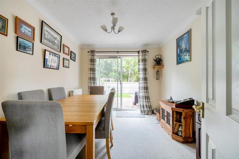 4 bedroom detached house for sale, Gibbs Leaze, Trowbridge BA14
