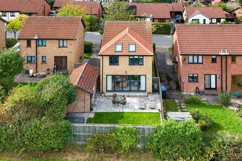 4 bedroom detached house for sale, Arthurs Avenue, Harrogate, HG2