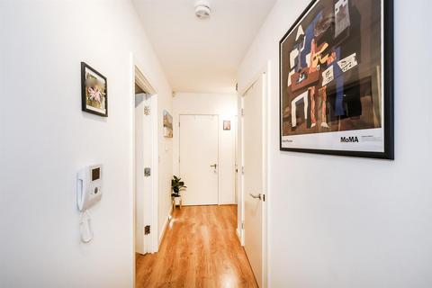 1 bedroom flat for sale, Chingford Mount Road, Chingford