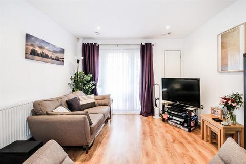 1 bedroom flat for sale, Chingford Mount Road, Chingford