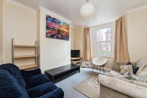4 bedroom terraced house for sale, Ladysmith Road, Exeter