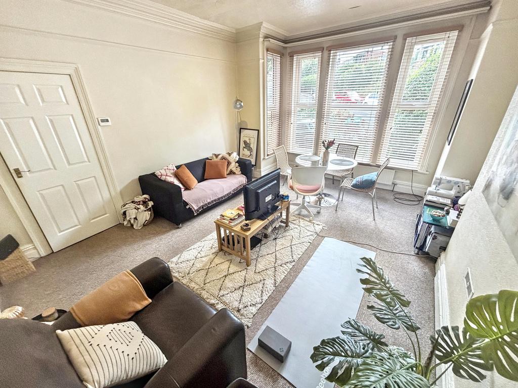 Apartment in Leeds - View 3