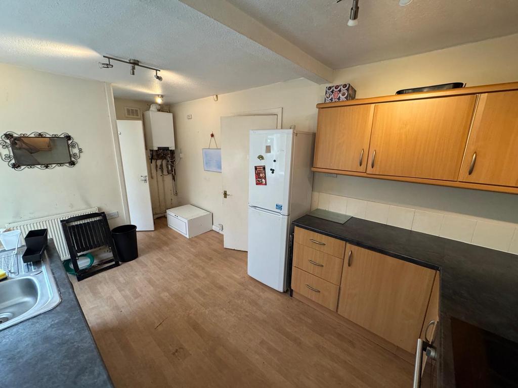 House in Birmingham, West Midlands - View 4