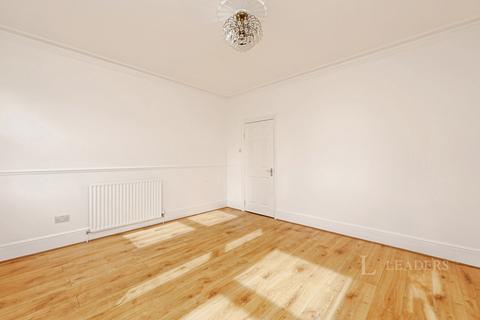 2 bedroom house to rent, London Road, Bromley, BR1