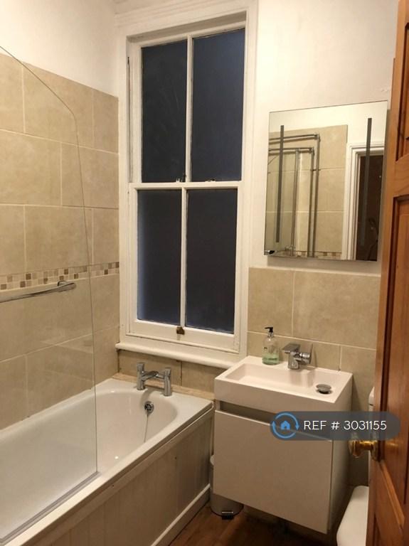 Apartment in London - View 2