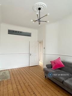 2 bedroom flat to rent, Wellmeadow Road, London, SE6