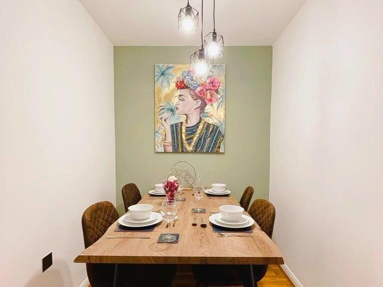 Apartment in Birmingham - More