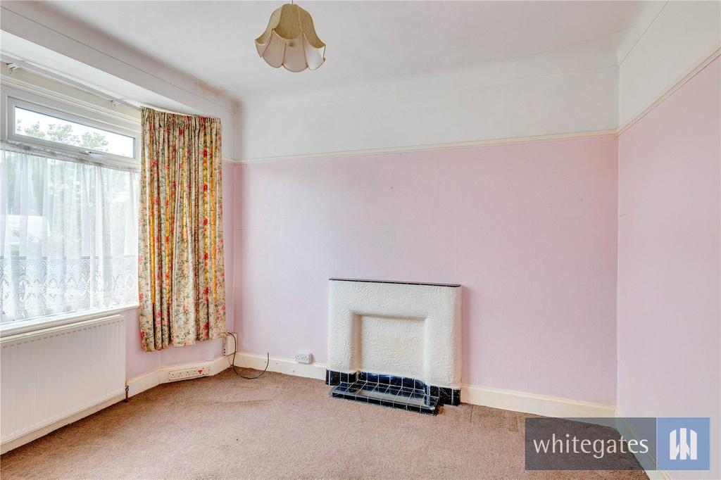 House in Liverpool, Hunts Cross - View 4