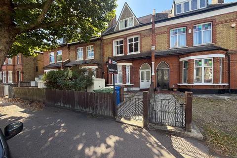 3 bedroom flat for sale, 316B Lordship Lane, East Dulwich, London, SE22 8LY