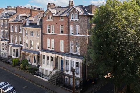 2 bedroom flat for sale, St. Marys, York, YO30