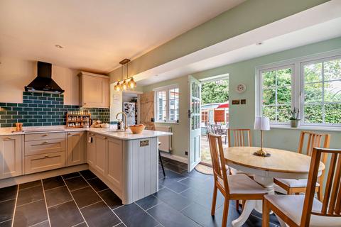4 bedroom detached house for sale, Lickfolds Road, Rowledge, Farnham, Surrey