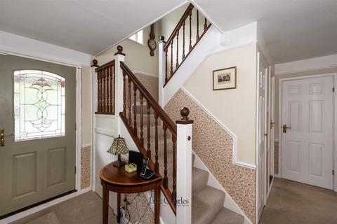 4 bedroom detached house for sale, Higham Lane, Tonbridge