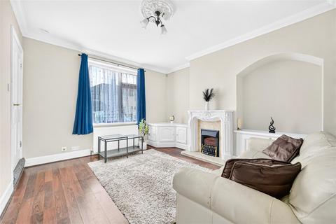 2 bedroom house for sale, Valence Circus, Dagenham