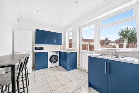 2 bedroom house for sale, Valence Circus, Dagenham