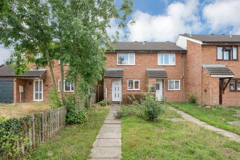 2 bedroom semi-detached house to rent, Kestrel Road, Melton Mowbray, LE13