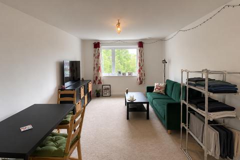 2 bedroom apartment to rent, Dalmeny Way, EPSOM