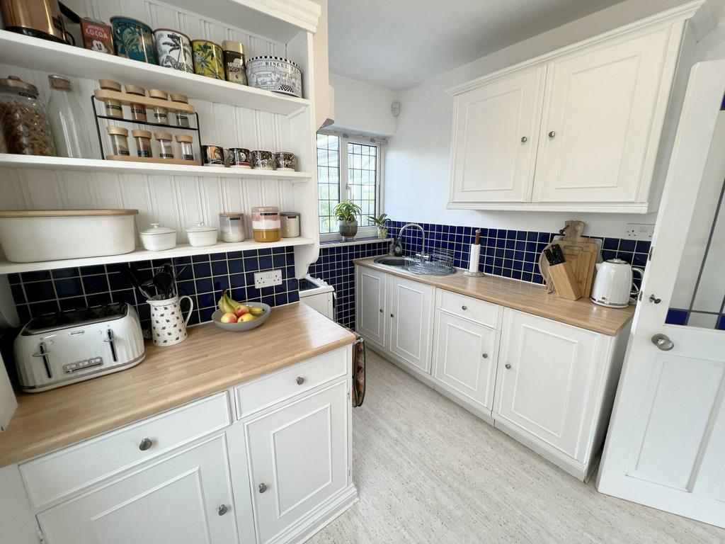 House in Solihull, Ulverley Green - View 5