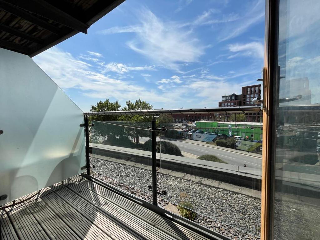 Apartment in Leeds - View 4