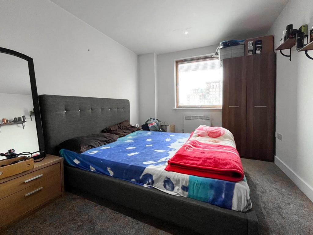 Apartment in Leeds - View 5