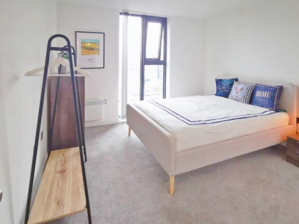 Apartment in Birmingham - View 5
