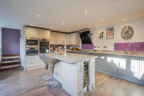 4 bedroom barn conversion for sale, Bullocks Farm Lane, High Wycombe, HP14