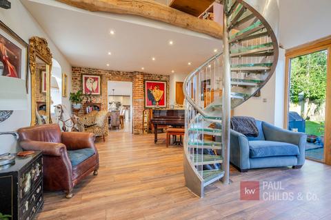 4 bedroom barn conversion for sale, Bullocks Farm Lane, High Wycombe, HP14