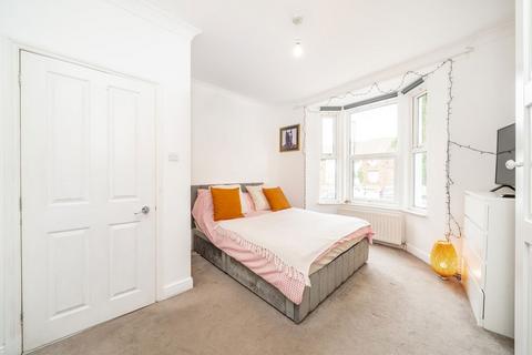 1 bedroom flat for sale, Lower Boston Road, London W7