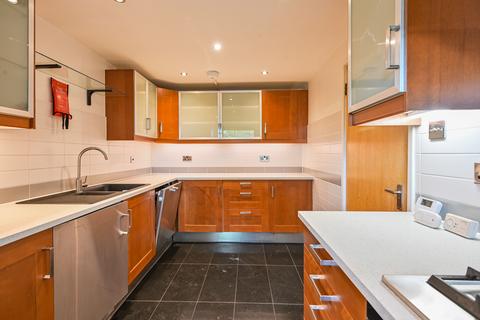 3 bedroom flat for sale, Free Trade Wharf, The Highway, London, E1W
