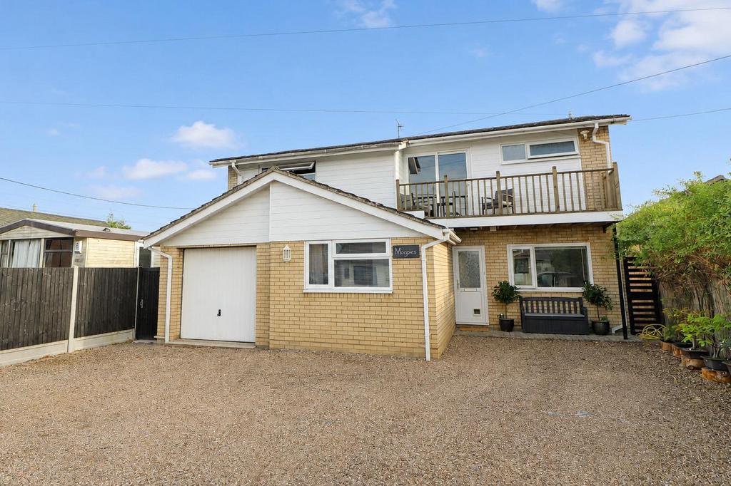 Finding Simple Integrals Riverton Drive, St. Lawrence... 5 bed detached house for sale - £500,000