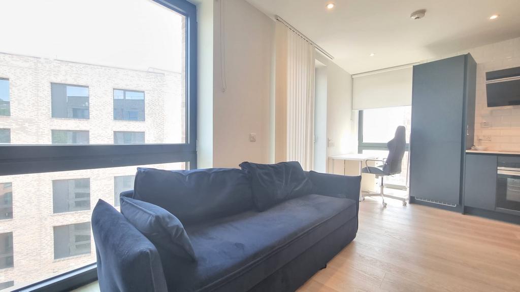 Apartment in Brighton - More